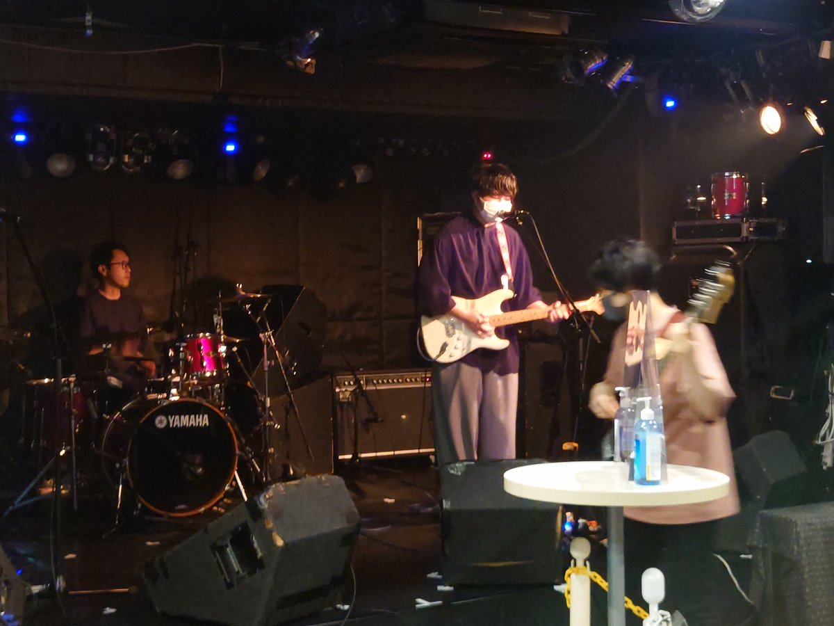 Albatrus14's tweet photo. サンライトさん入りますー
トップバッターです！
#日曜日だし邦ロック好きな人と繋がりたい 
＃下北沢
＃イベント https://t.co/UgKpdCmbVq