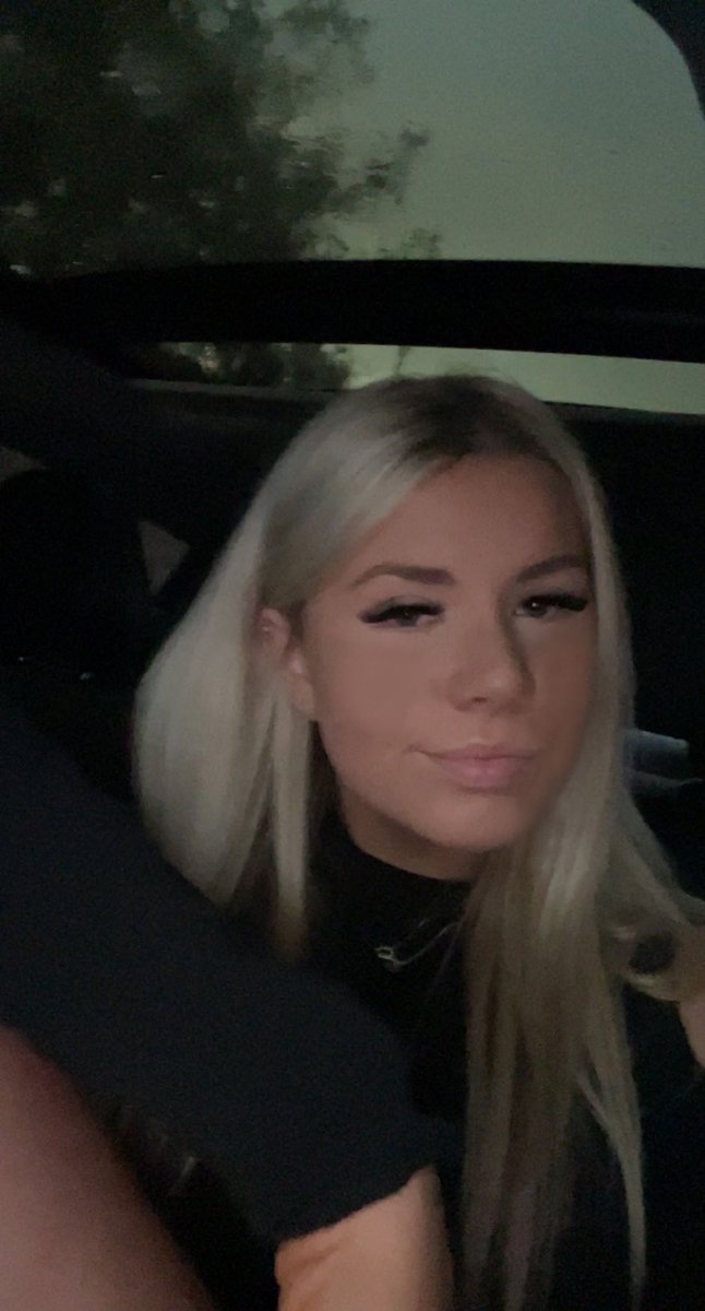 kesia tweet media