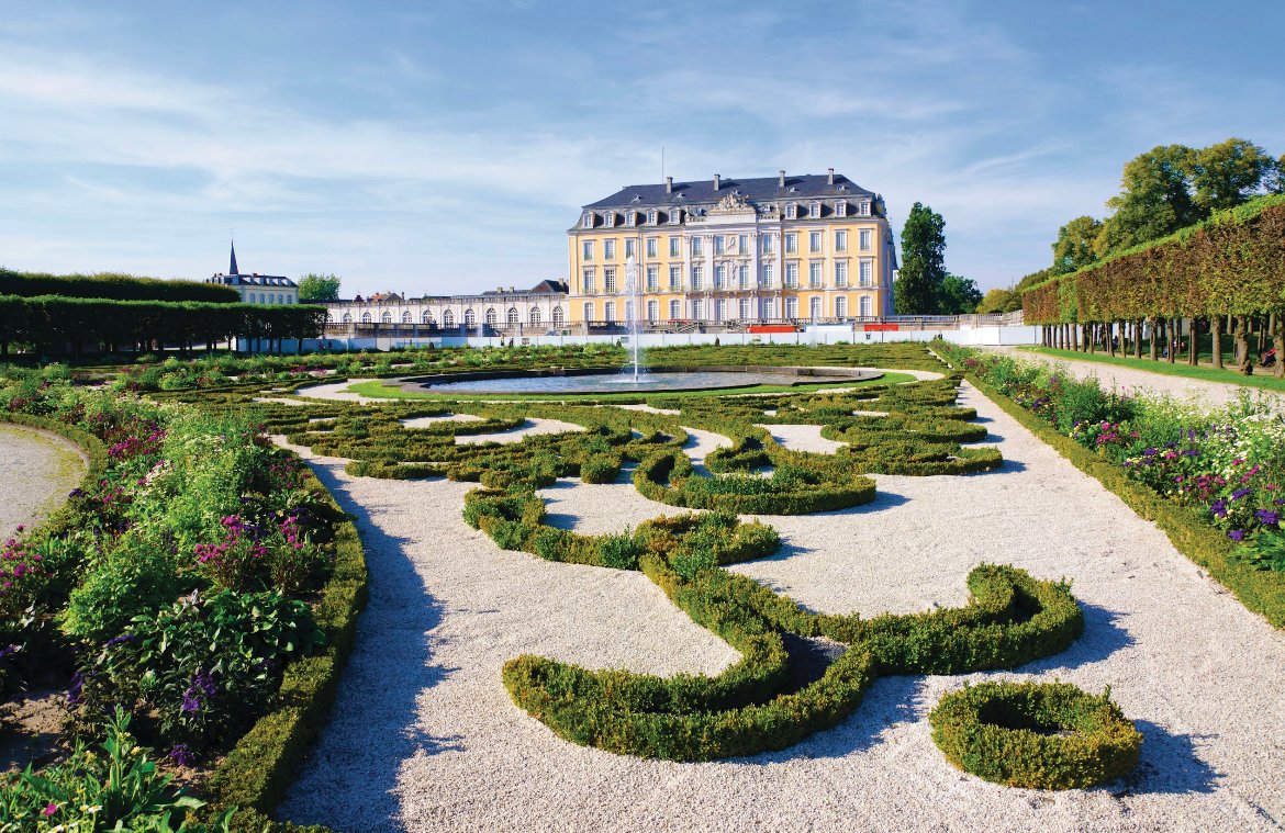 Travelmarvel_TM's tweet photo. Follow in the footsteps of presidents, cardinals, queens and emperors as you tour Augustusburg Castle, a masterpiece of Rococo design. #Travelmarvel #Traveliscalling
https://t.co/fiQ1JLqj2l https://t.co/ivgStKkLjT