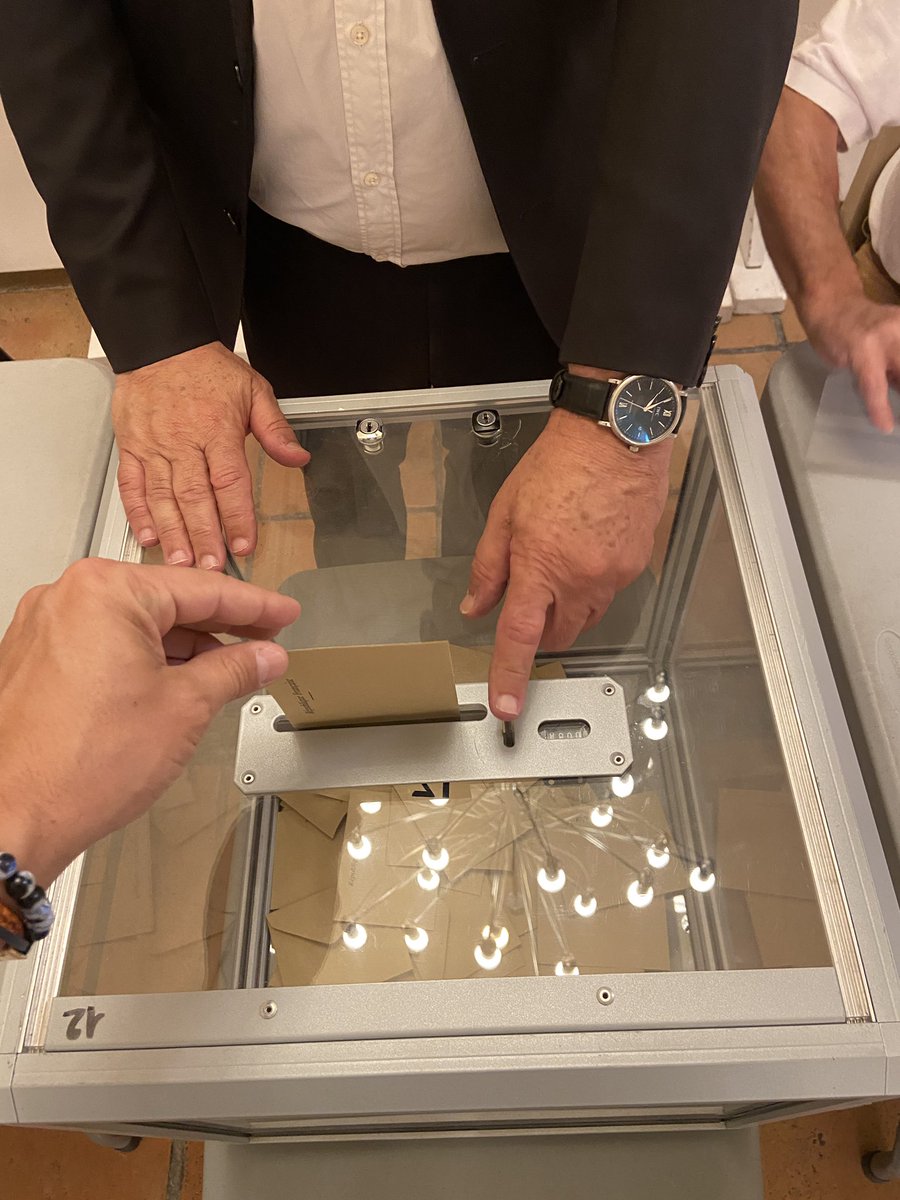 lhorizonhebdo's tweet photo. #legislatives2022
- 5e circonscription du #Var / Taux de participation à 10h :
#Fréjus : pointage à midi.
#SaintRaphaël : 12,99%
#RoquebruneSurArgens : 10,98%
#PugetsurArgens : 9,738%
#LesAdrets : 10,39%
#LeMuy : 12,51%
#BagnolsEnForêt : 10,26% https://t.co/3IW2aPblVh