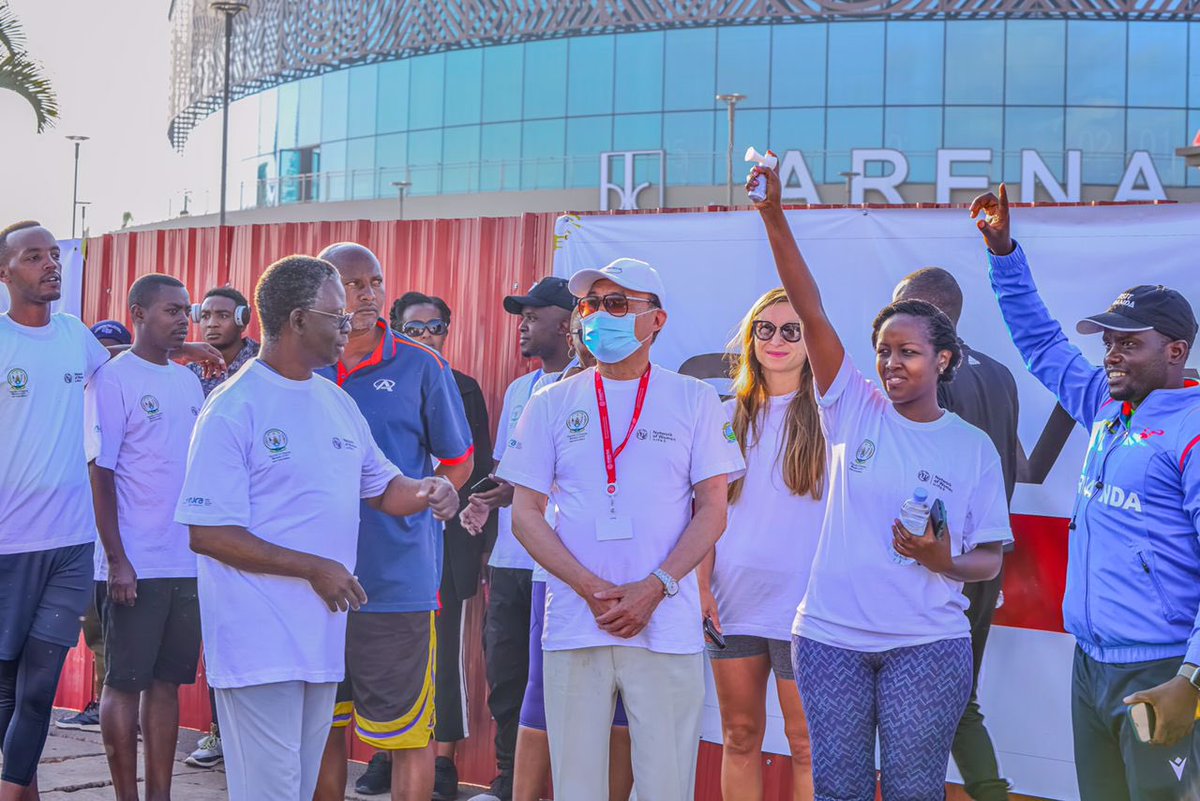 RwandaICT's tweet photo. Today, Min @MusoniPaula together with the #ITUWTDC delegates joined thousands of residents of the City of Kigali for the bi-weekly Car-Free Day dedicated to #Walk2Connect. https://t.co/8oSgIYN5fT