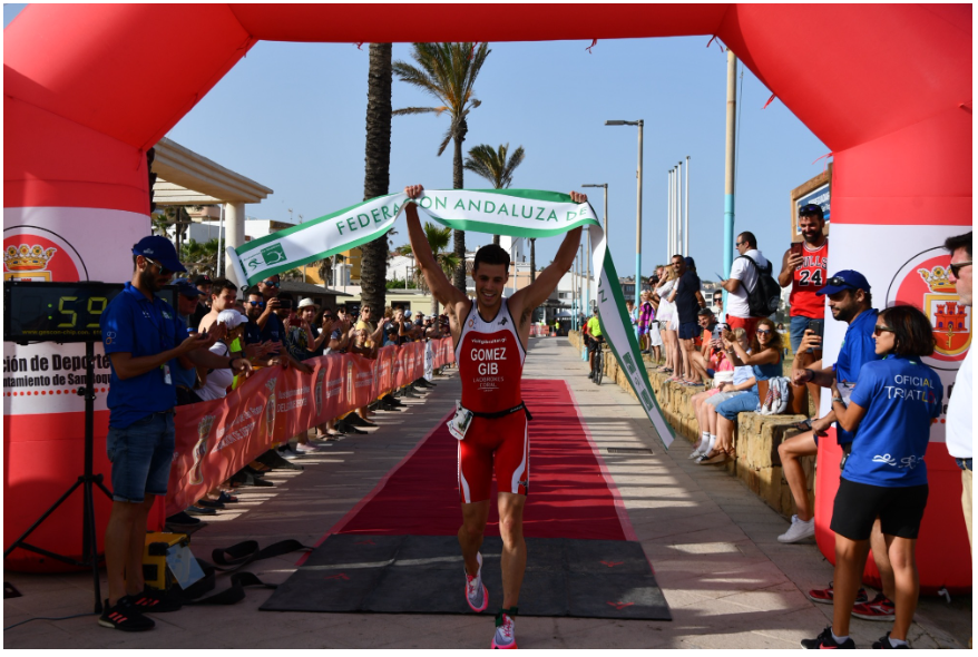 InfoGibraltar's tweet photo. El atleta de #Gibraltar Kelvin Gómez, vencedor del VIII #Triatlón de #Gibraltar
#OrgulloYanito https://t.co/SeMSBt4wxt