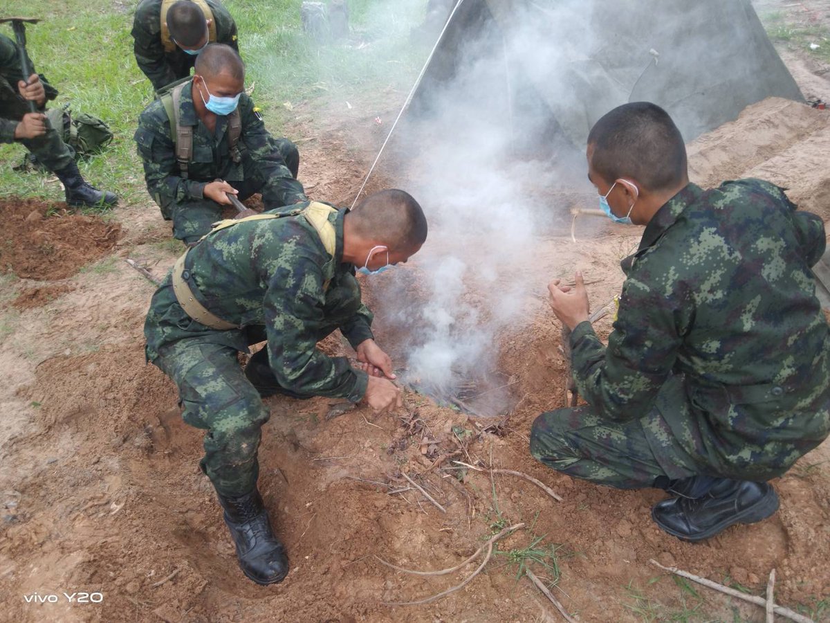 21TankBattalion's tweet photo. " ฝึกแบบค่อยเป็นค่อยไป จากง่ายไปหายาก ภายใต้มาตรการความปลอดภัย ตามนโยบายกองทัพบก ฝึกการดำรงชีพในป่าและตั้งค่ายพักแรมน้องทหารใหม่ 1/65 "  12 มิ.ย.65
#น้องคนเล็ก
#Bootscamp65
#หน่วยฝึกปลอดโรค 
#ทหารใหม่ปลอดเชื้อ
#หน่วยฝึกทหารใหม่ ม.พัน.21 พล.ร.6
#เพราะเราคือครอบครัวเดียวกัน https://t.co/MUhmZ1J7cw