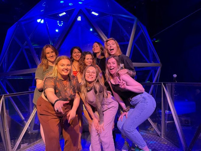 So collectively we had a ballerina, a teacher, a bitch in pursuit of a masters degree, actors, dancers<a href="/tag/coronavirus"class="tags"><span>#coronavirus</span></a>