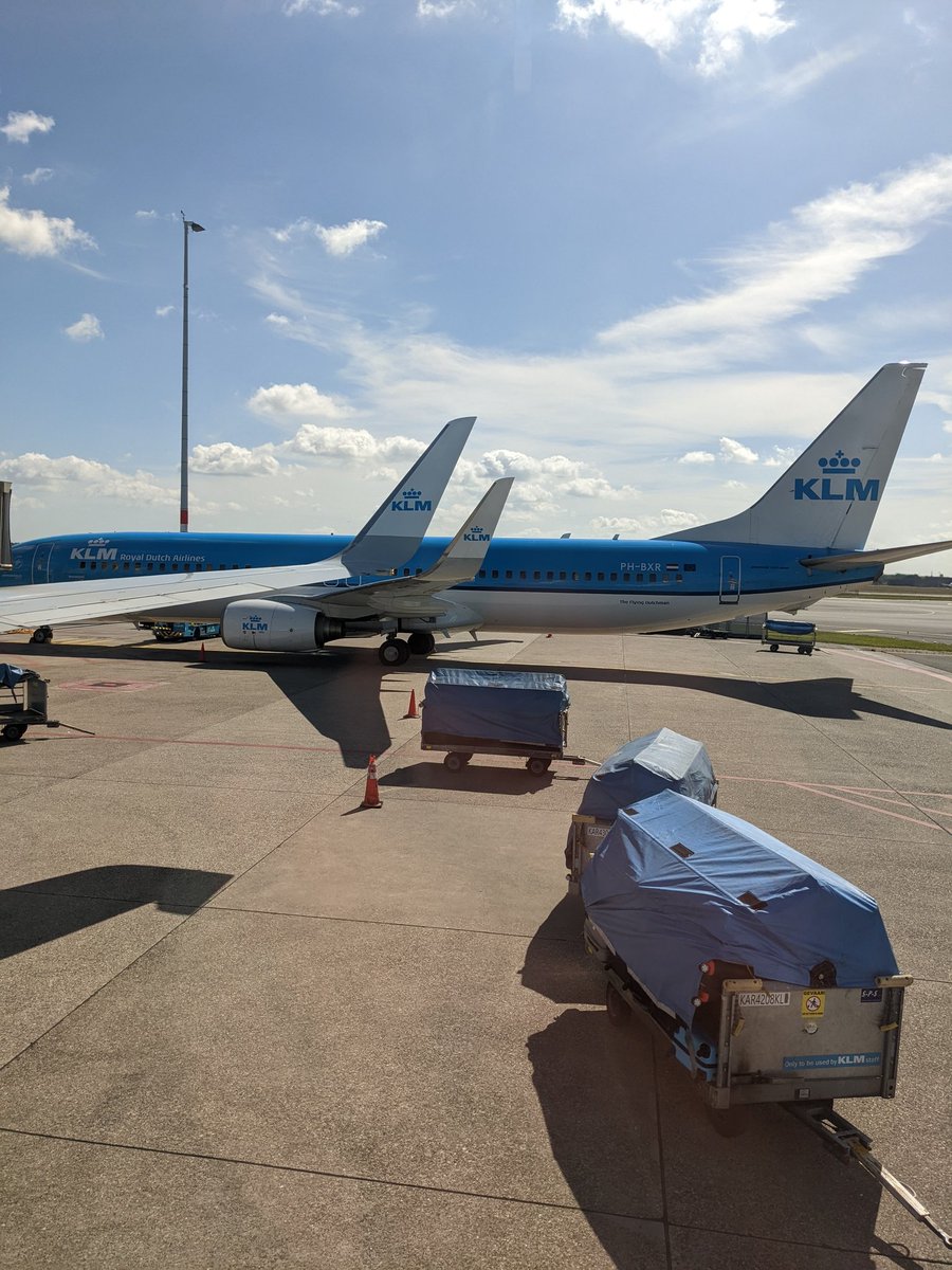 Just boarded for #INTEGRATE in London! Really looking forward to it!