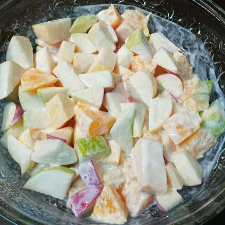 DailyMakan's tweet photo. Resepi salad buah 🍏🍎🍊❤️

Bahan-bahan :

✅ Sebiji epal, sebiji lai, sebiji pir, sebiji oren

Apa2 buah pun boleh, ikut selera masing2

✅ Setengah tin susu cair
✅ Satu botol yogurt (130g)
✅ 5 sudu besar mayonis https://t.co/IJd9hmNRCw