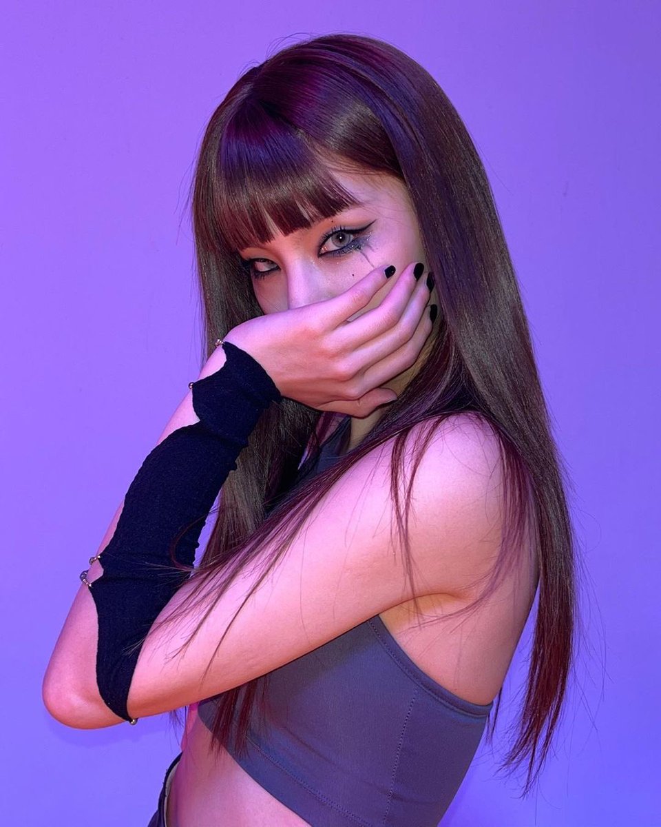 ITZYFrance_FAN's tweet photo. 「 🌷 」 12.06.2022 ▸ #ITZTAGRAM
“OUT & NOW ‘MIX & MAX’ ❤️🔥”
(1/2)
#ITZY #있지 #MIDZY #믿지
#Yeji #예지
——
© Instagram | Itzy France https://t.co/YbrLoOGP8c
