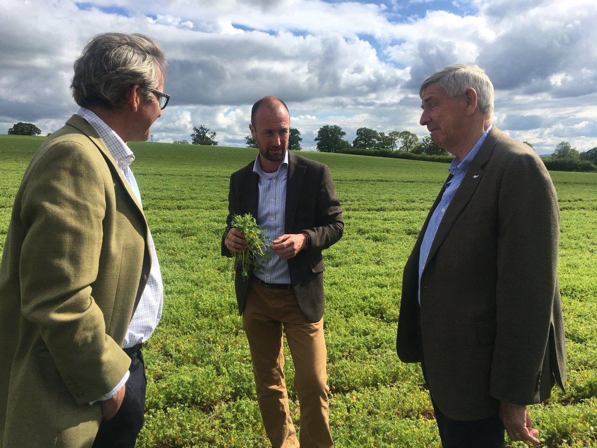 LEAF_Farming's tweet photo. This is #IntegratedFarmManagement at the top of its game as we tour @RagleyHall today with @Hamishws, to celebrate our 30th Anniversary. #LEAF30 @LEAFchief #LEAFMarque @JordansCereals. https://t.co/1uVBIkWhlD