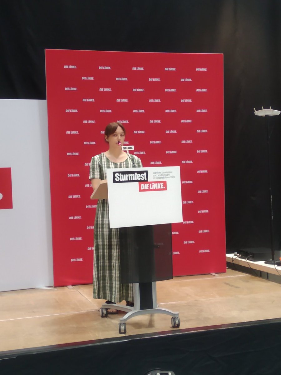 Unsere Genossin Emily Isabell Bäter wurde auf Listenplatz 11 der Landesliste zur Landtagswahl 2022 gewählt mit 92 % #LinkeLVVnds