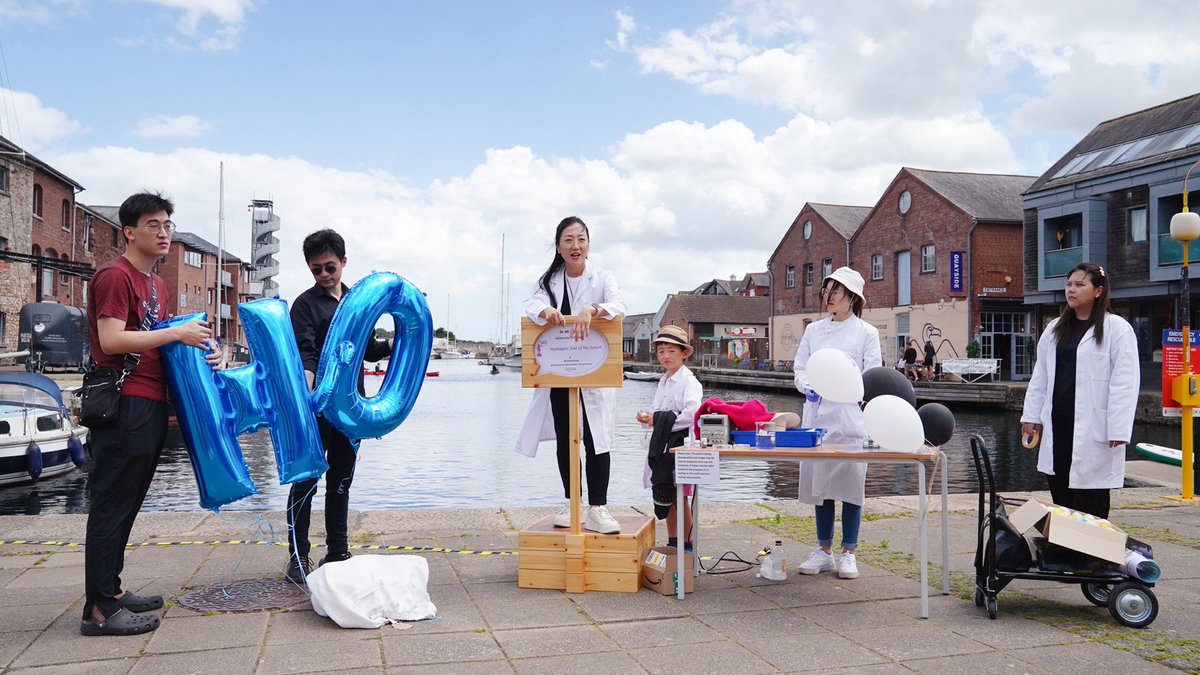 It was such great fun yesterday afternoon to talk about hydrogen “the fuel of future” at <a href="/SoapboxScience/">Soapbox Science</a>, and learned other fantastic work from the female scientists <a href="/UniofExeterNews/">University of Exeter News</a>. <a href="/GSI_Exeter/">Global Systems Institute</a> <a href="/EngExeter/">Exeter Engineering</a> <a href="/WES1919/">Women's Eng. Society</a> <a href="/UniofExeter/">University of Exeter</a>