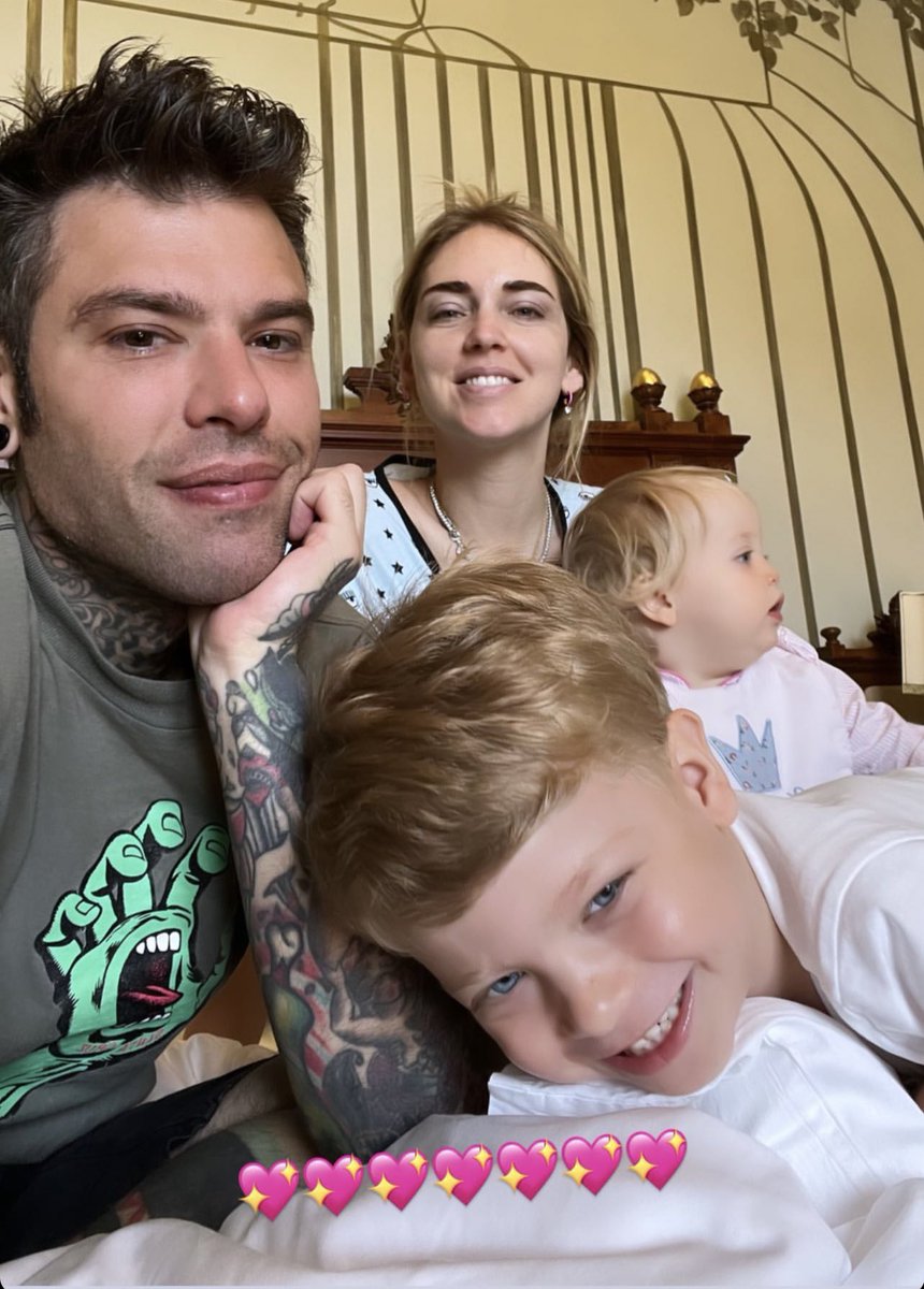 _cielodiperle's tweet photo. se vedete del marcio in queste stories di fedez forse sarebbe il caso di fare anche voi una chiacchierata con uno psicologo. 
vi assicuro che può fare solo bene. https://t.co/11YOL57ScJ