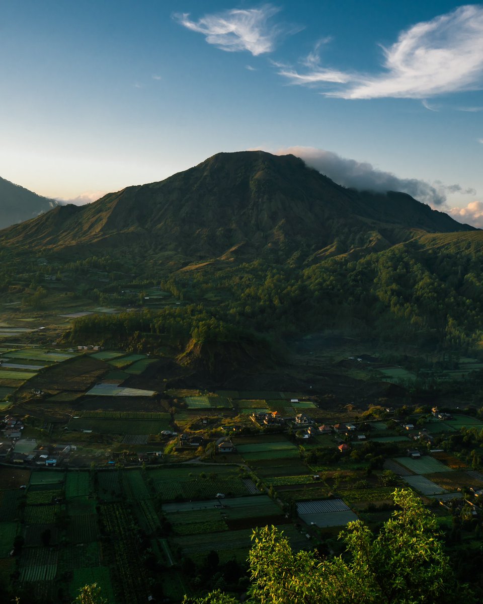 DimaVisuals's tweet photo. GM to all friends &amp; creators ✨ 
.
#photographysouls #bali #community #photooftheday #naturelovers #NFTCommunity https://t.co/nJeWiTl2dh