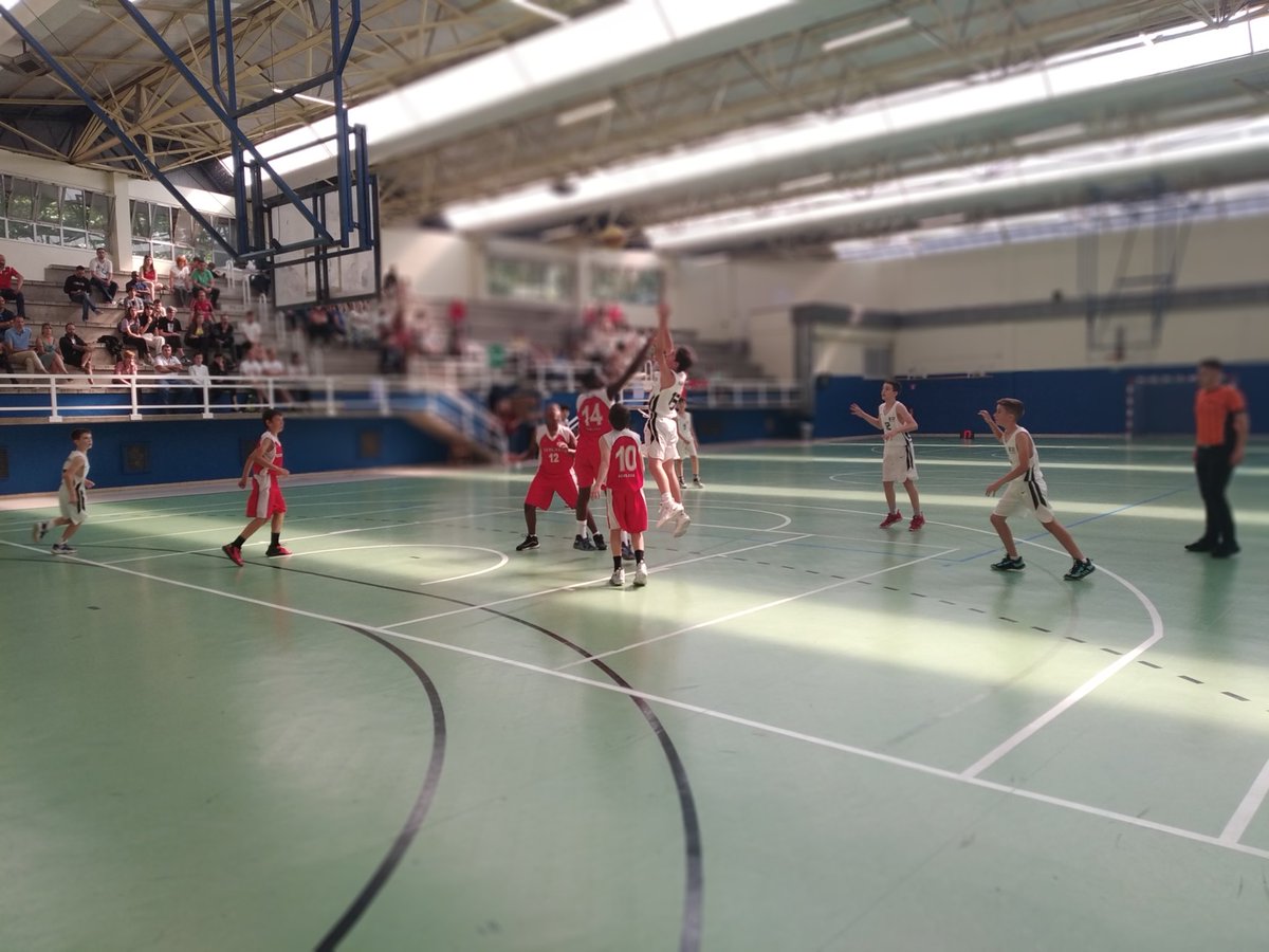 Basketbasko's tweet photo. #EUSKNAF21 #miniGasteiz
#Mutilak
🥉3. eta 4. postua
@Bizkaiabasket 4️⃣2️⃣
@Fnbaloncesto 2️⃣6️⃣
⏳ Laugarren laurdenaren amaiera https://t.co/sOHU0VcBuY
