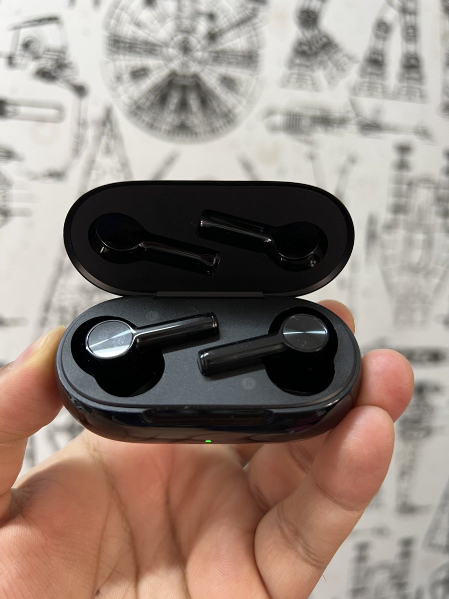 Gautam_Thapar's tweet photo. Selling OnePlus Buds Z2 @ ₹2800
Bought in January 2022
Not used much

Please share for reach. https://t.co/BzWVBcioLA