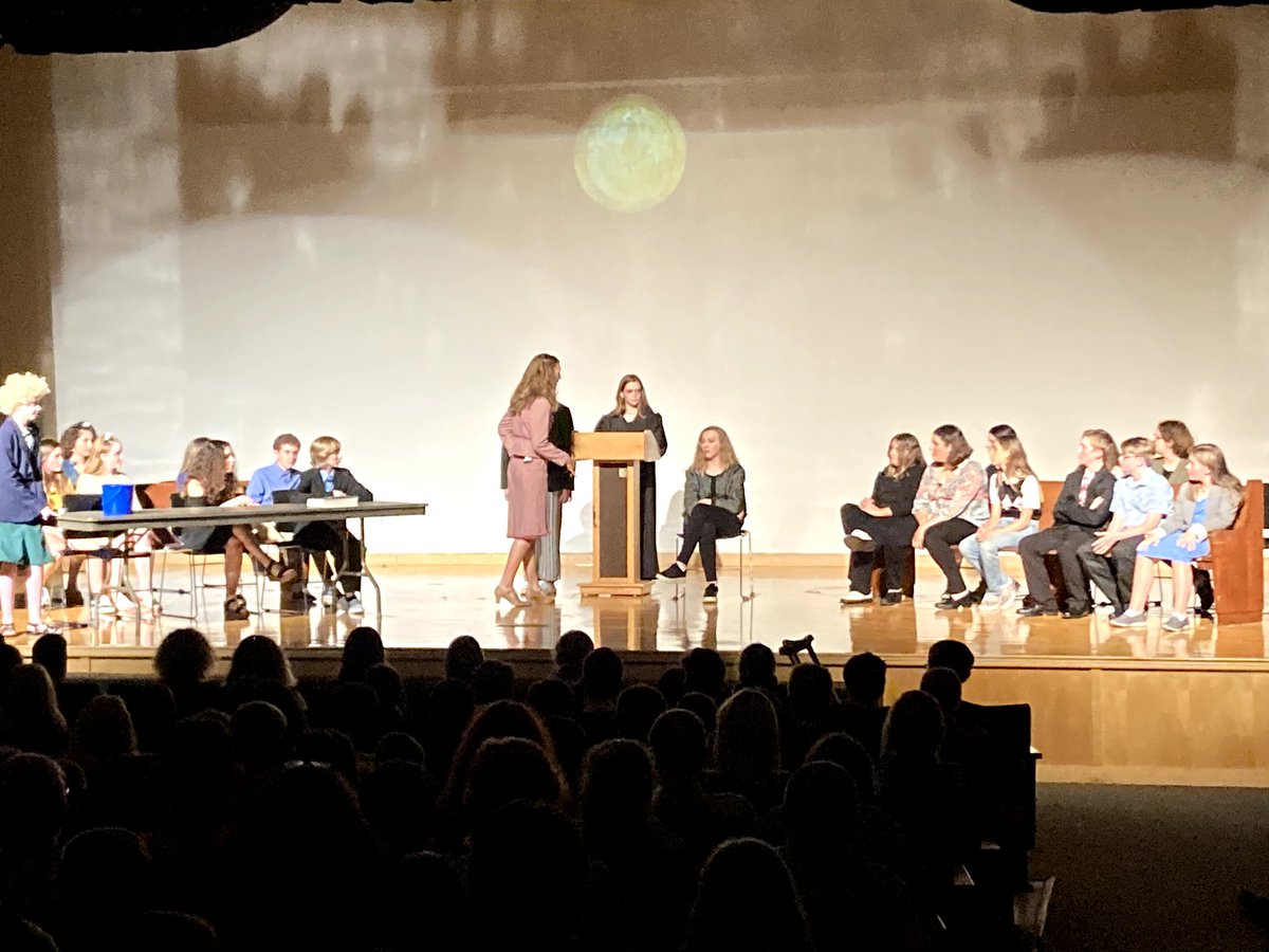 Mrs. Holicker tweet media