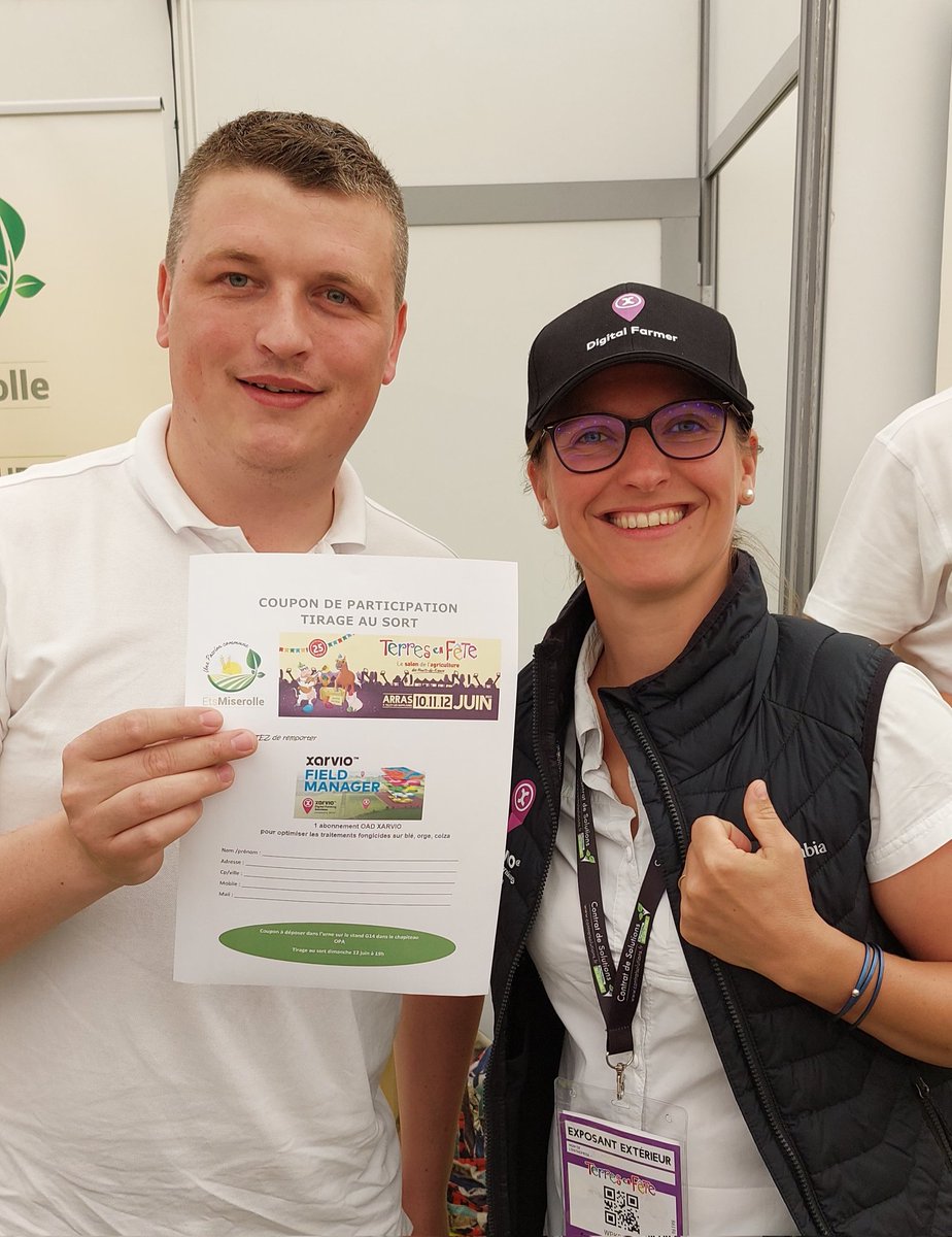 s_chenevier's tweet photo. Agriculteur ! Venez sur le stand Miserolles stand G14 chapiteau Opa à @TerresenFete : un abonnement d'un an à xarvio Field Manager à gagner @xarviodf https://t.co/lVkzsa4TiX