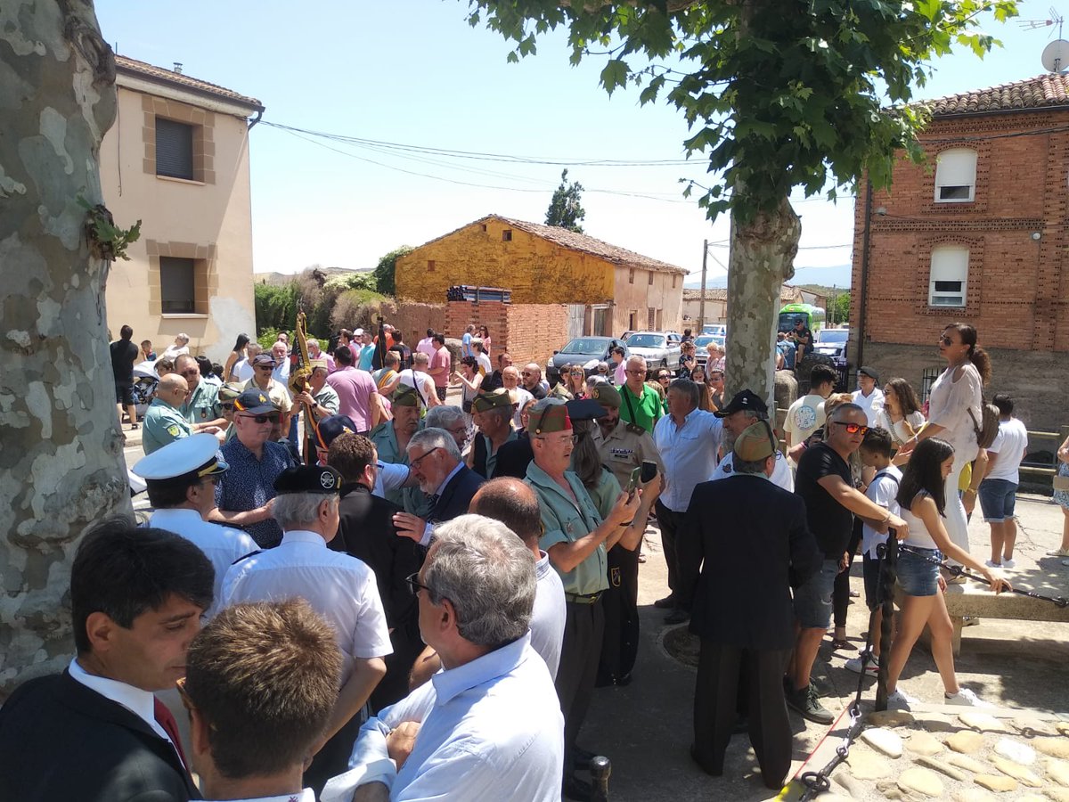 2/2
Dando a conocer nuestra labor y la búsqueda del reconocimiento hacia los Guardias Civiles Retirados, dentro del marco de colaboración y fraternidad.
#SiempreGuardiaCivil
#NuestroPresenteEsVuestroFuturo
#IgualdadEnElCopagoFarmacéutico