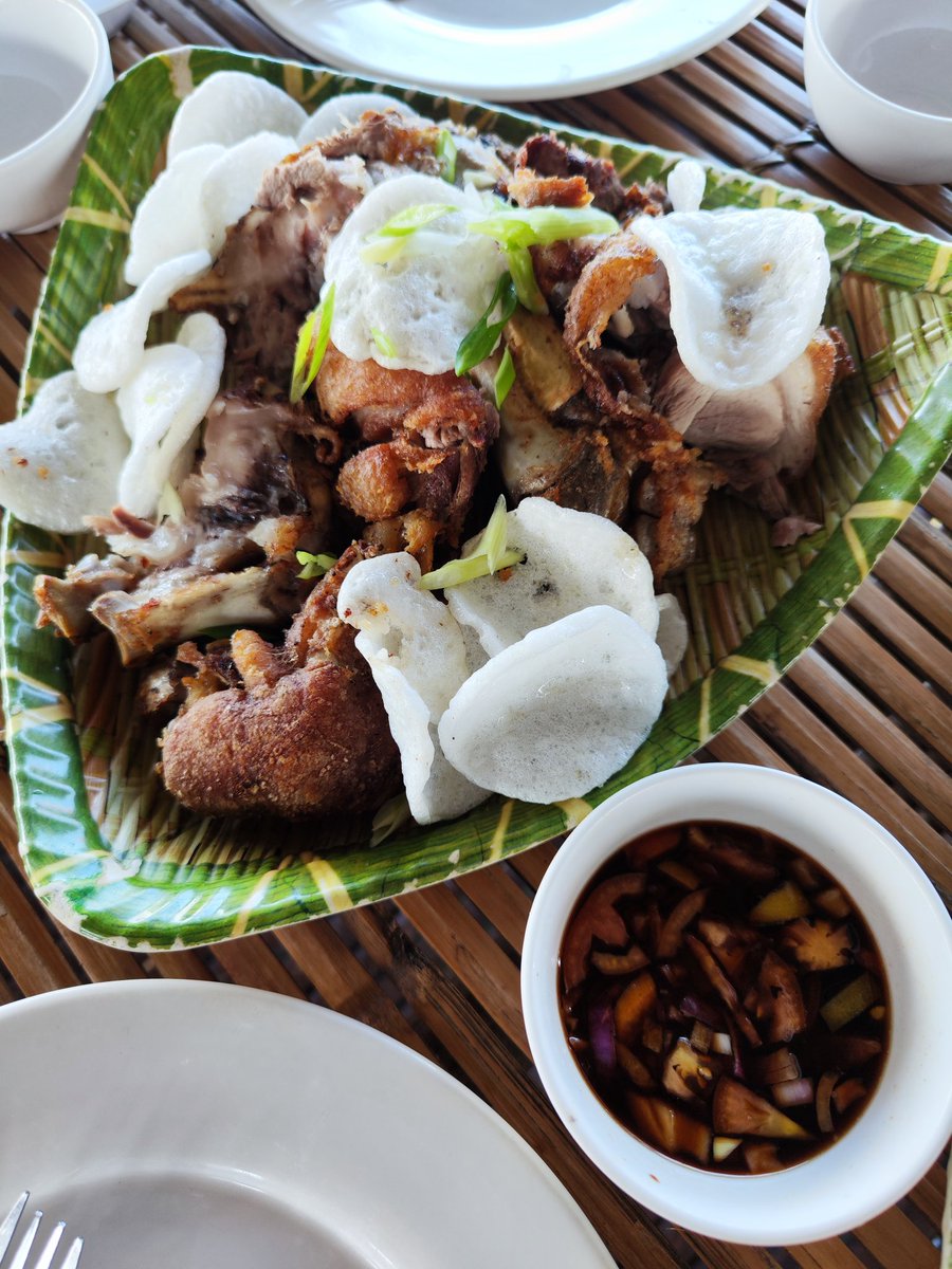 BCD_Albert's tweet photo. Sunday Lunch!๐ดโค๏ธ
@Seaside #Balaring #SilayCity https://t.co/kN55qq7cMg