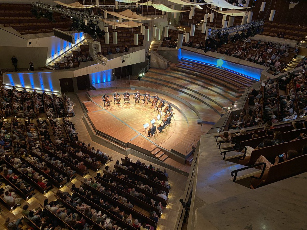 BerlinPhil's tweet photo. After a beautiful opening fanfare, our #PhilOpenDay started with a concert by the 12 Cellisten of the Berliner Philharmoniker: https://t.co/Y9CPTcLpDA