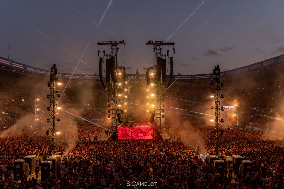 sebdevinc's tweet photo. Little sleep but this was some shots of @djsnake live at #ParcdesPrinces 2022 https://t.co/hDsbKfKSOc