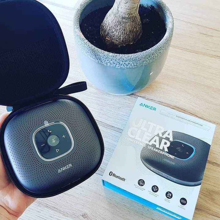 IndiaAnker's tweet photo. Superlight and portable, it allows you to go from weekend to weekday mode with a single click!
To know more: https://t.co/C1WGwXuAYp
#AnkerIndia #AnkerInnovations #powerconf #Speaker #superiorqualityspeaker #premiumspeaker #weekendtoweekdaymode #travelfriendly #compactdesign https://t.co/VBh1vhOQ90