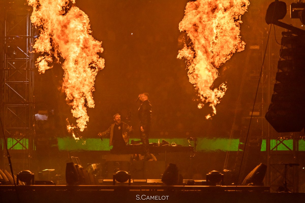 sebdevinc's tweet photo. Little sleep but this was some shots of @djsnake live at #ParcdesPrinces 2022 https://t.co/hDsbKfKSOc