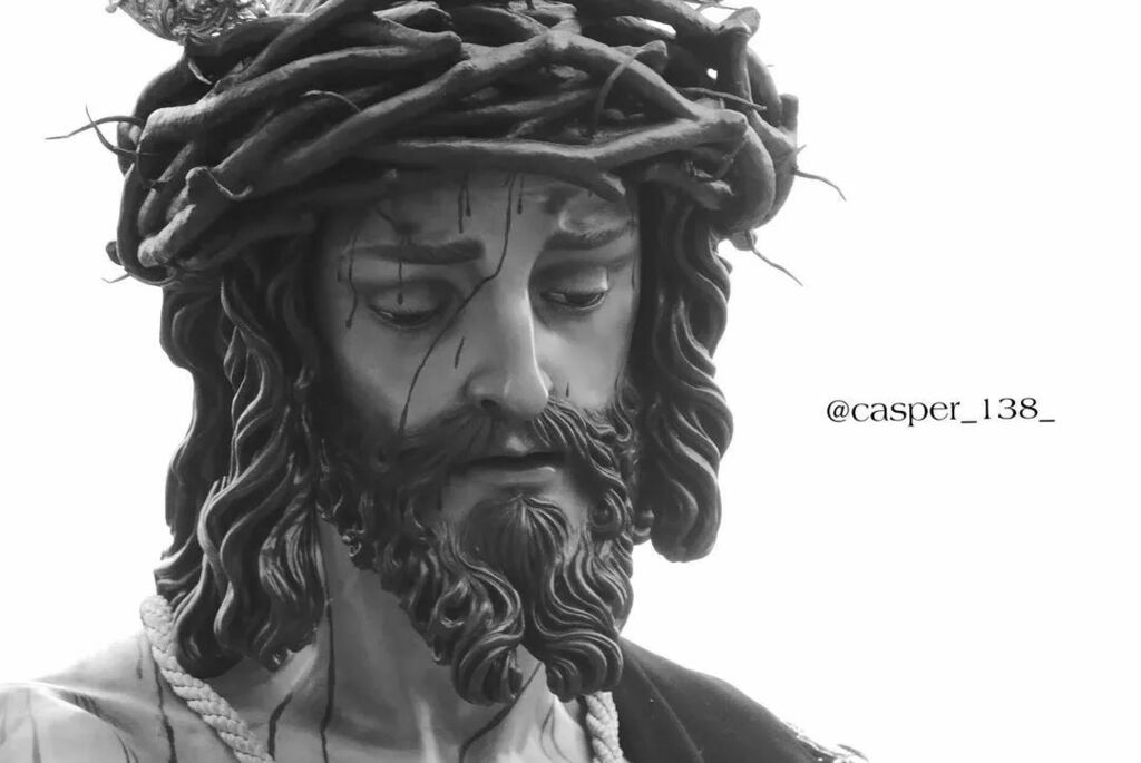 mlgcofradias18's tweet photo. Domingos de la esencia victoriana en su Presentación al pueblo.
Foto 📷: @casper_138_ 
⛪: @hdadhumildad 

#SentirCofrade #Málaga #Humildad #HdadHumildad #HdadHumildadMalaga #CristoDeLaHumildad #CristoDeLaHumildadMLG #HumildadMLG #JesusEnSuPresentacion… https://t.co/S8Xw8OLaPS https://t.co/XOAl2bu0oX