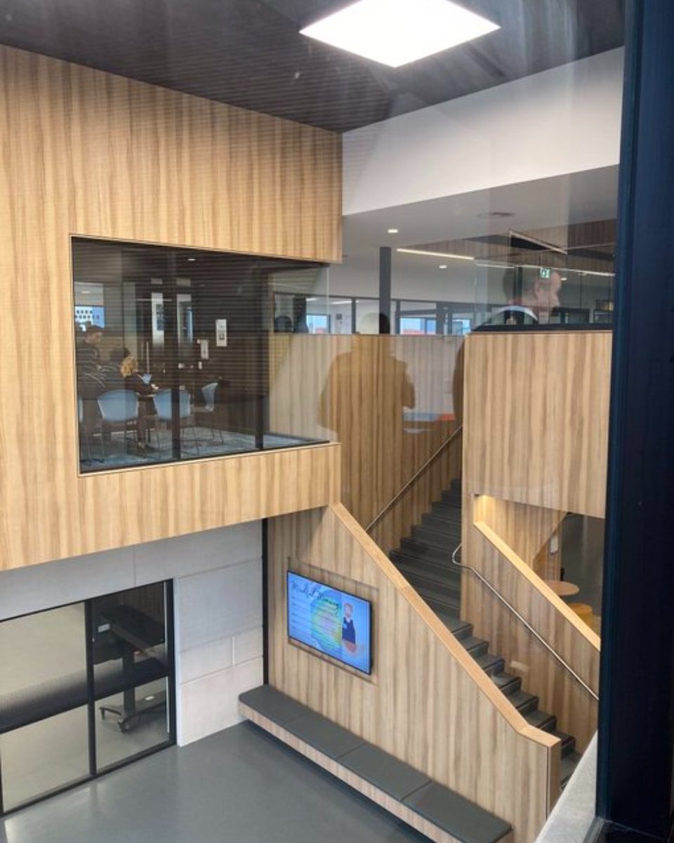 LENewZealand's tweet photo. Site tour to @BrightonSSchool in Adelaide @LE_Aust #LEA22 Conference. What amazing learning spaces. 📷 @jacquea https://t.co/V2Uo5Csncv