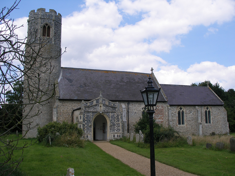 As today is Trinity Sunday here's some pictures of beautiful #Norfolk churches named... Holy Trinity! Pictured are Holy Trinity, Loddon and Gisleham.

#NorfolkChurches #ExploringNorfolkChurches #ChurchBuilding #HistoricBuilding #History #Architecture #EnjoyNorfok #ExploreChurches