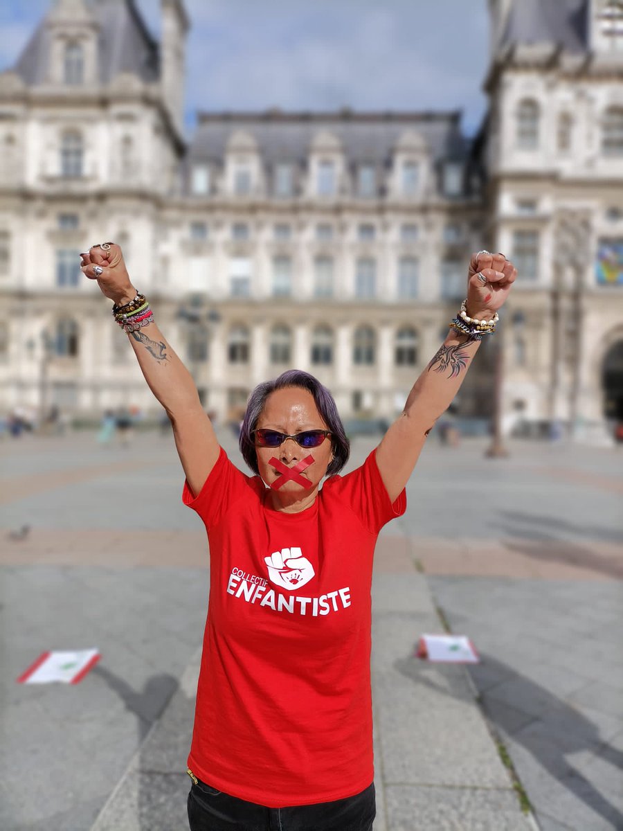 NT_Athis91's tweet photo. #manifestation #justicepourlesenfants ✊ Merci @Collenfantiste @proteger_enfant @wetoostopchild1 @BeBraveFrance @arnaud_gallais @TyphaineD_ @MiKohiyama @Sofiasept &amp; #FEMEN pour cette action #enfantiste 💯 #ensemble #onyarrivera : ce n'est que le début !
#enfantisme #childism https://t.co/onUCoRVWyX