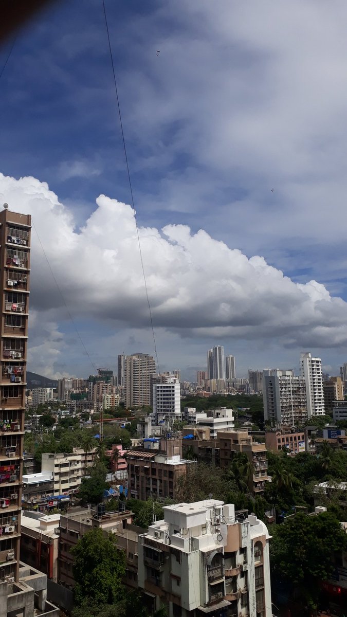 adi_chothani's tweet photo. Sky☁️🌫️

#Mumbai #sky #clouds https://t.co/fQffWNUD0v