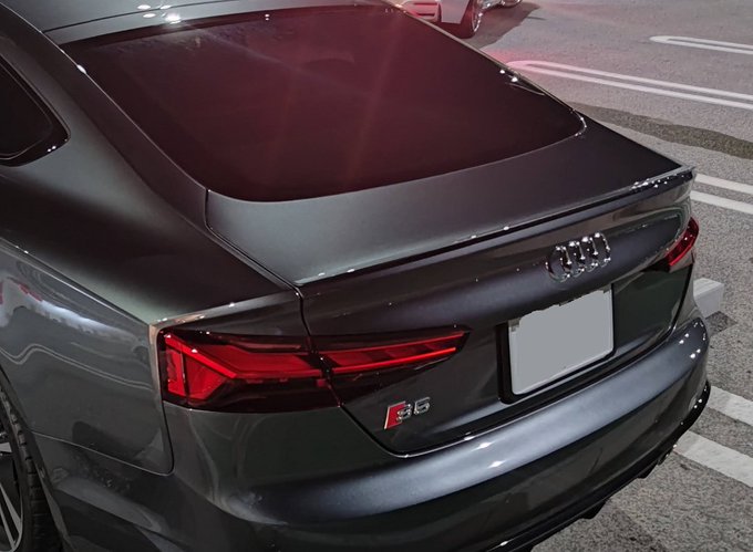 before after

結構スポイラーがデカくなった 