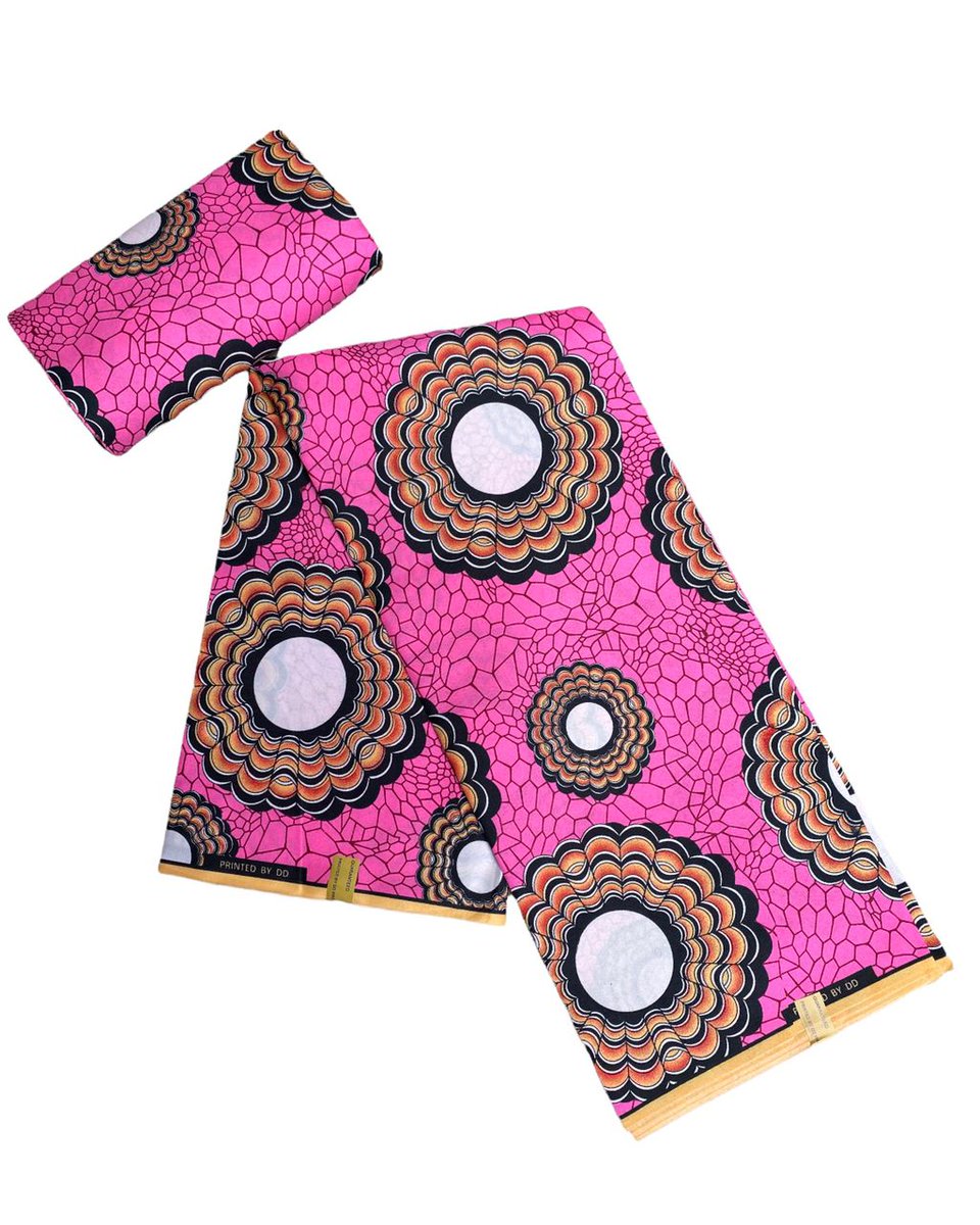 venture_edu's tweet image. Contact me all kind of designs of Ankara we sell wholesale price and retail price my WhatsApp number 0811 4946 899 thanks for your patronage