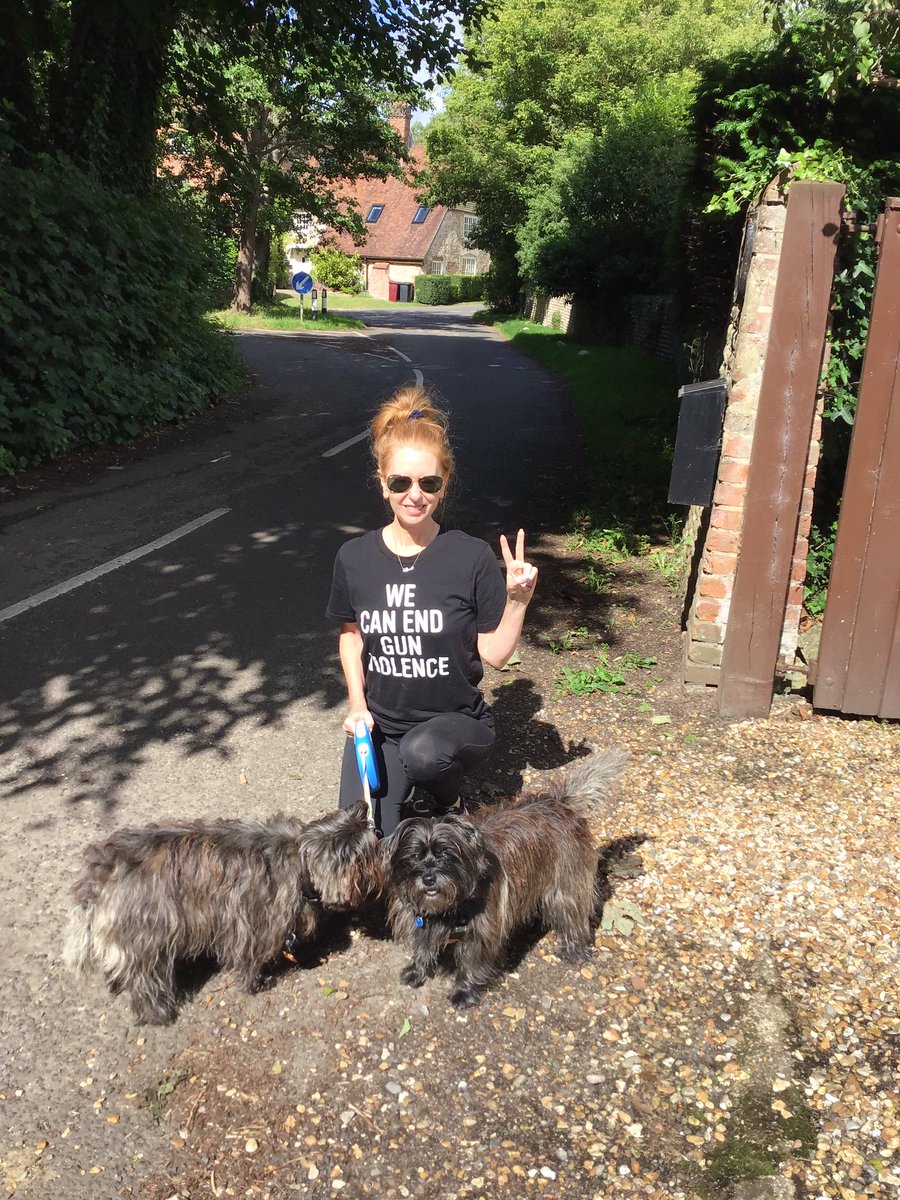 daisytorme's tweet image. Yes, I #marched. Yes, I was alone, but for the dogs, and no, it didn’t occur to me to not do it. Yesterday was important, no matter where we found ourselves speaking up. Thank you @davidhogg111  and #MarchForOurLives. #ThisTimeIsDifferent #SussexUK