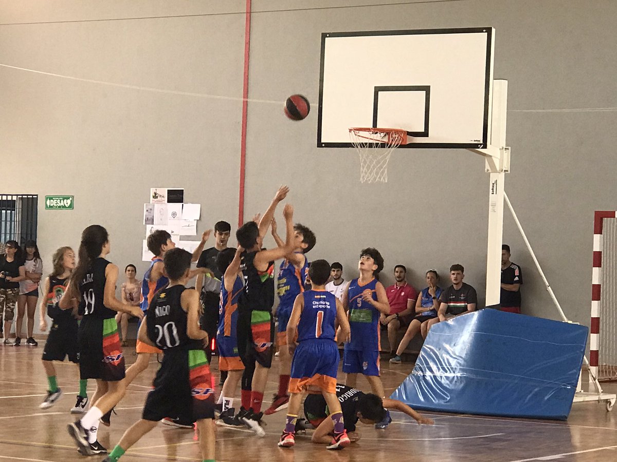 FABGranada's tweet photo. 1ºC
🏆¡¡ 📣 Final Minibasket Mixto Preferente!!
🏀 CB SANTA FE 12 @clubbasketstf 🆚 Punto y Aparte CB Churriana 02 @CBChurriana
#FABGrFMM
📱 #AficiónFAB https://t.co/ub2aP9oxrS
#Valorcesto https://t.co/Dv4nXPIhwT