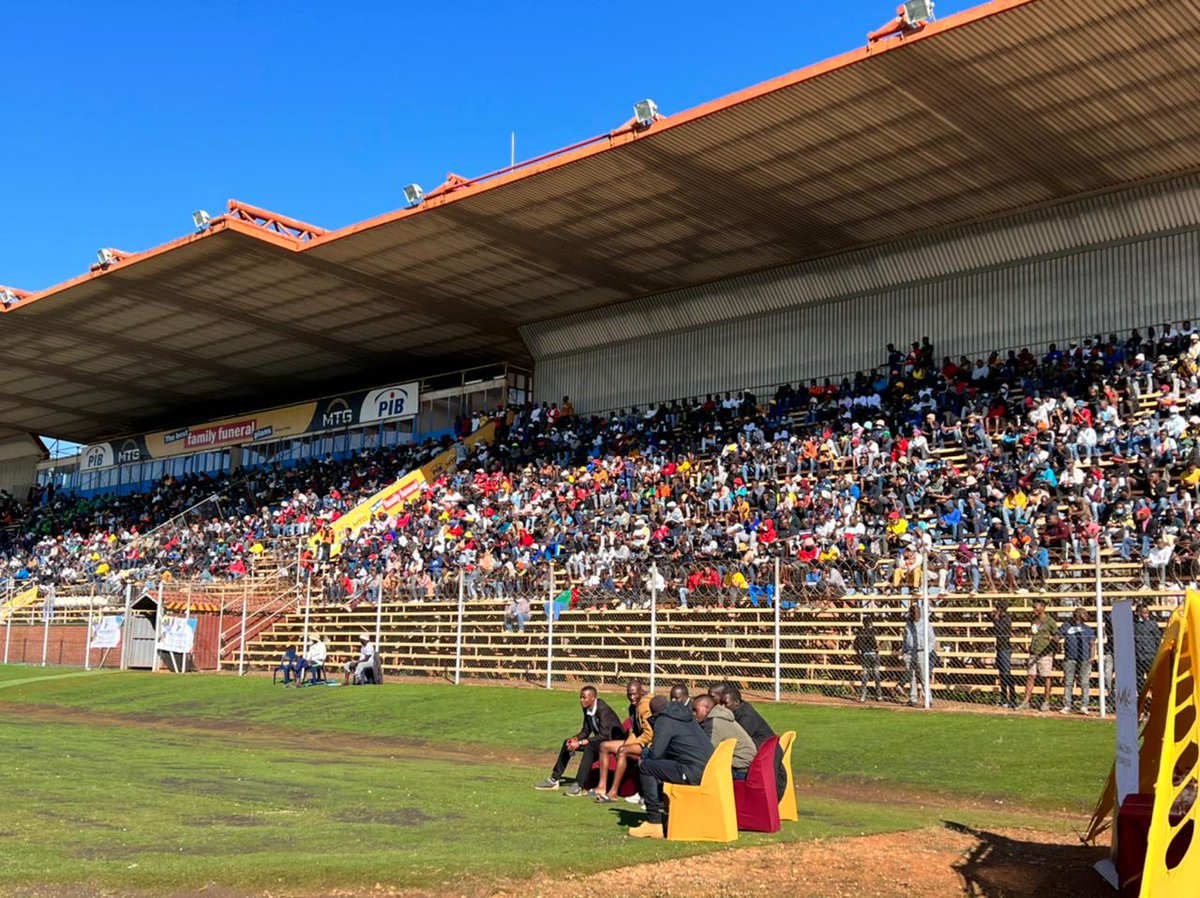 Mph__Motaung's tweet photo. [Vhembe playoffs] Football is alive in Vhembe. It's all systems go...

#WagonIsMoving #WeOnTrack https://t.co/owQw1Xn41d
