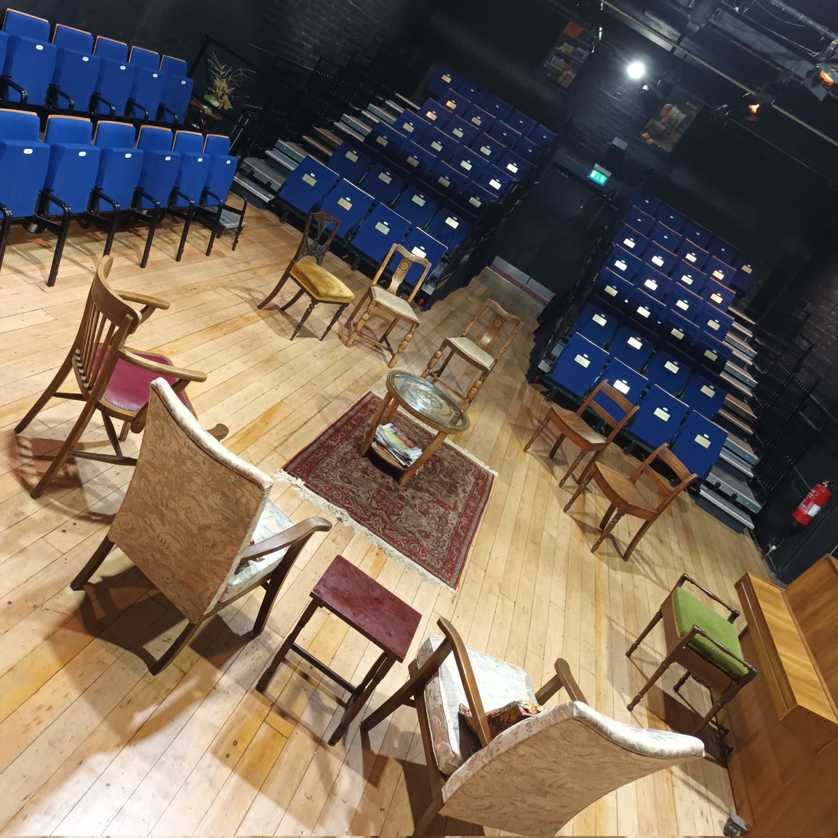 JosieLHarrison's tweet photo. Opening night went really well the cast and crew ALL smashed it!
Tickets are available 13th to 18th June 2022 - 7.45pm @WGRSoc
Support this fabulous little theatre in Wilmslow & book tickets:
Box Office: 01625 540933
https://t.co/PZwFc7NaXm
#improbablefiction #alanayckbourn https://t.co/sRhxlGtbbL