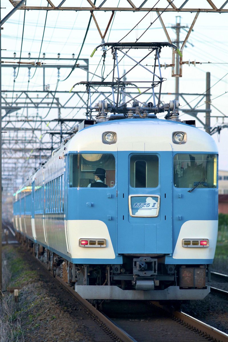 marukino154's tweet photo. 7612レ PN09+PN08+PN10→
ばっしばしの西陽を浴びて走り去る✨、妄想では…
でも撮影できてよかったす。
#あおぞらII #7612レ #PN09 #スナックカー https://t.co/TfytpORKu6