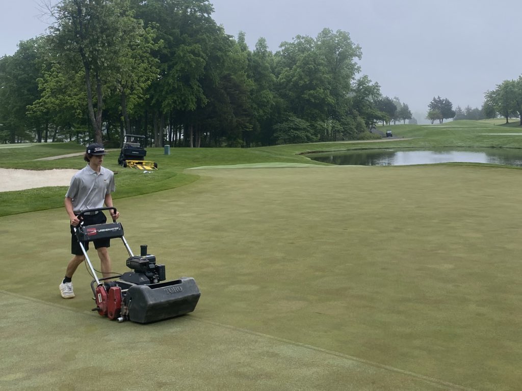 matthew_santee's tweet photo. Found another thing I love to do! It’s an adventure and a brand new challenge every day! I’m living the dream! @SfurlongScott https://t.co/DPvMzgjaqe