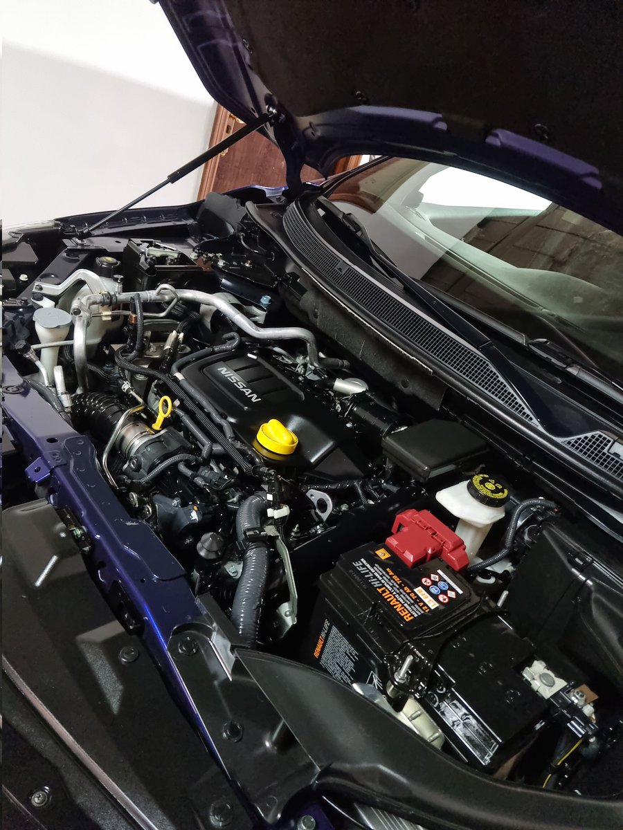 DetailJumilla's tweet photo. Limpieza motor con desengrasante surfex hd y acondicionado con boost de school concepts, brutal!!!⚠️⚠️
@SalvaMartinez84 
#nissan #qashqai #detailing #detailingenmurcia #jumilla #Murcia https://t.co/FS3Wcp0zsh