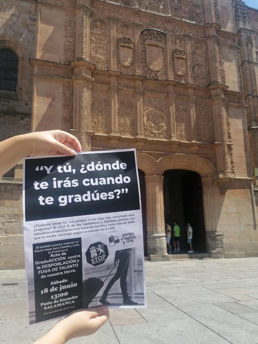 Accion_CyL's tweet photo. Desde @jovenes_CyL vamos a realizar un acto-protesta en Salamanca para recordar a Ayuntamiento, Junta de CyL y Gobierno que queremos futuro en nuestra tierra.

📌 18 de junio. 13:00 horas.
Patio de Escuelas. Salamanca.

¡STOP DESPOBLACIÓN
CASTILLA Y LEÓN!

¡Te esperamos! 💛🌾 https://t.co/b0xOohZtBb