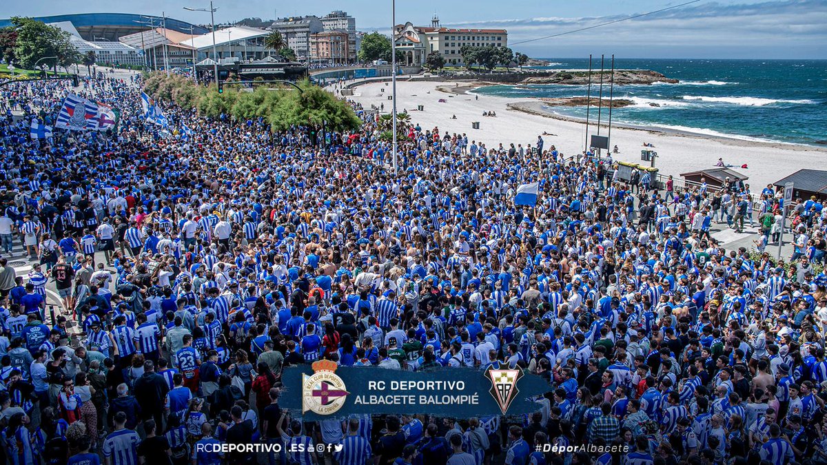 Pues qué queréis que os diga. Yo no me cambio por el Albacete aunque hayan ascendido, ni me cambio por algunas aficiones que disfrutan de fútbol de Primera división. No cambio nada de lo vivido estas dos semanas en A Coruña.

Porque solo nosotros tenemos ESTO