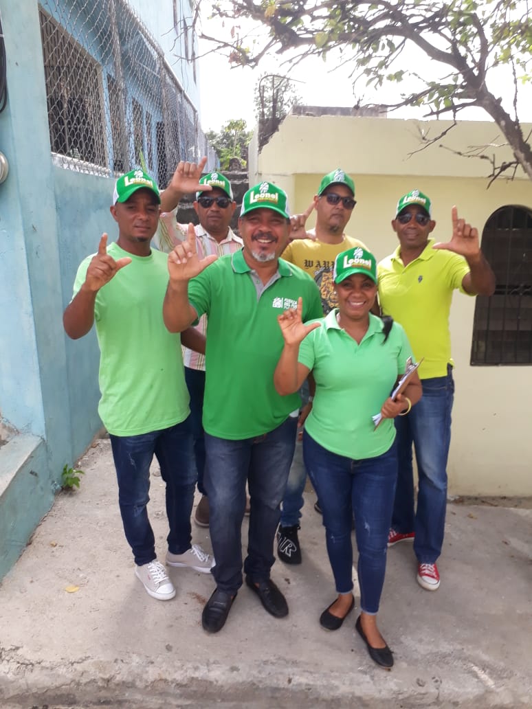 GonzalezJulio0's tweet photo. En #PedroBrand continuamos trabajando arduamente por el retorno al PODER de Leonel Fernández
#FuerzaDelPueblo 
#FPSeFortalece
#FPComunica
@LeonelFernandez @arq_Flabour @GiselioT @Matias_AlbertoA @SeferinoPineda @sebastianfd15 https://t.co/fuH14nyYAe https://t.co/tmDE81hFD8