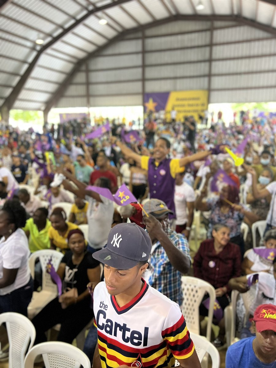 ConMargaritaDO's tweet photo. ¡Bienvenidos a esas nuevas Estrella  que hacen que el #PLDCreceYSeFortalece! ⭐️💜

El Partido de la Liberación Dominicana demuestra que  #EscucharParaMejorar. 

¡A sumar y trabajar para que tengan un país con más oportunidades! 🌼🖐🏼

#SDNEsPLD
#JuntosPorElla https://t.co/HLWnq3AojT