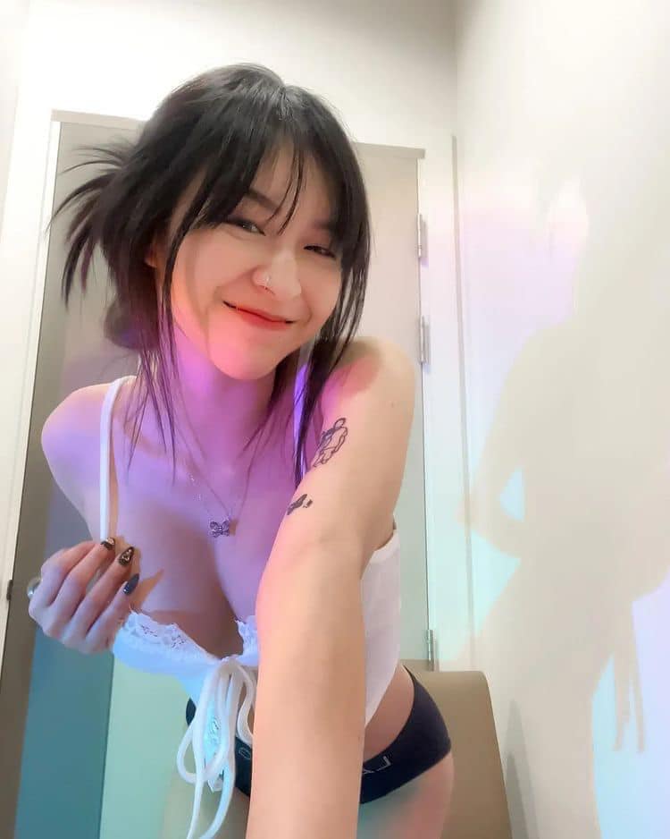 Chang trang queen tweet media