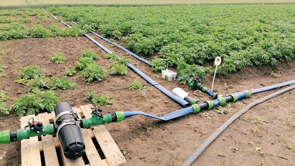 Matinée #irrigation sur notre Ferme Pilote (Gouy Sous Bellonne) mercredi 15 juin :
9h rdv café microirrigation avec notre partenaire <a href="/ARivulis/">Aniket Rivulis</a>
10h presentation outil pilotage #Reelview
11h visite plateforme expé #goutteagoutte et #fertigation

Info et inscription <a href="/maudfrappart/">Maud🌾🌈</a>