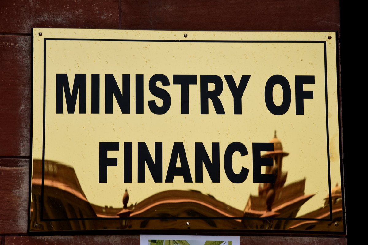 FinMinIndia's tweet photo. @FinMinIndia & @MCA21India celebrated their #FinmInIconicWeek #MCAIconicWeek during 6th-12th June 2022 as part of Azadi Ka #AmritMahotsav. Let's take a recap of events related to D/o Expenditure and D/o Economic Affairs during #FinMinIconicWeek #MCAIconicWeek. https://t.co/aCZYYhprHF