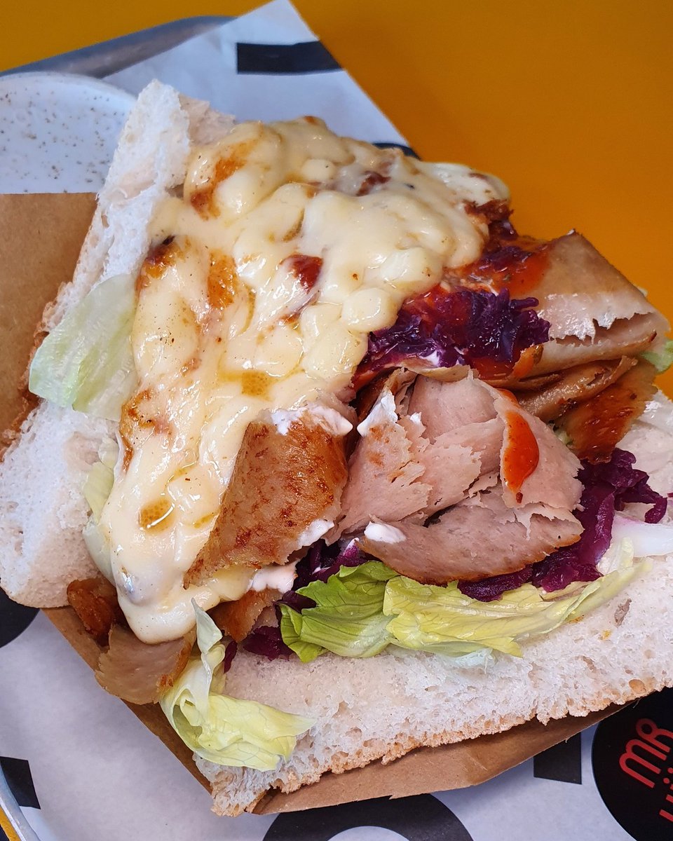 mrhugouk's tweet photo. Happiness = kebaps 😋 
Dreaming of tucking into this cheesy, juicy, saucy boi rn? https://t.co/aT45VdnTBR
