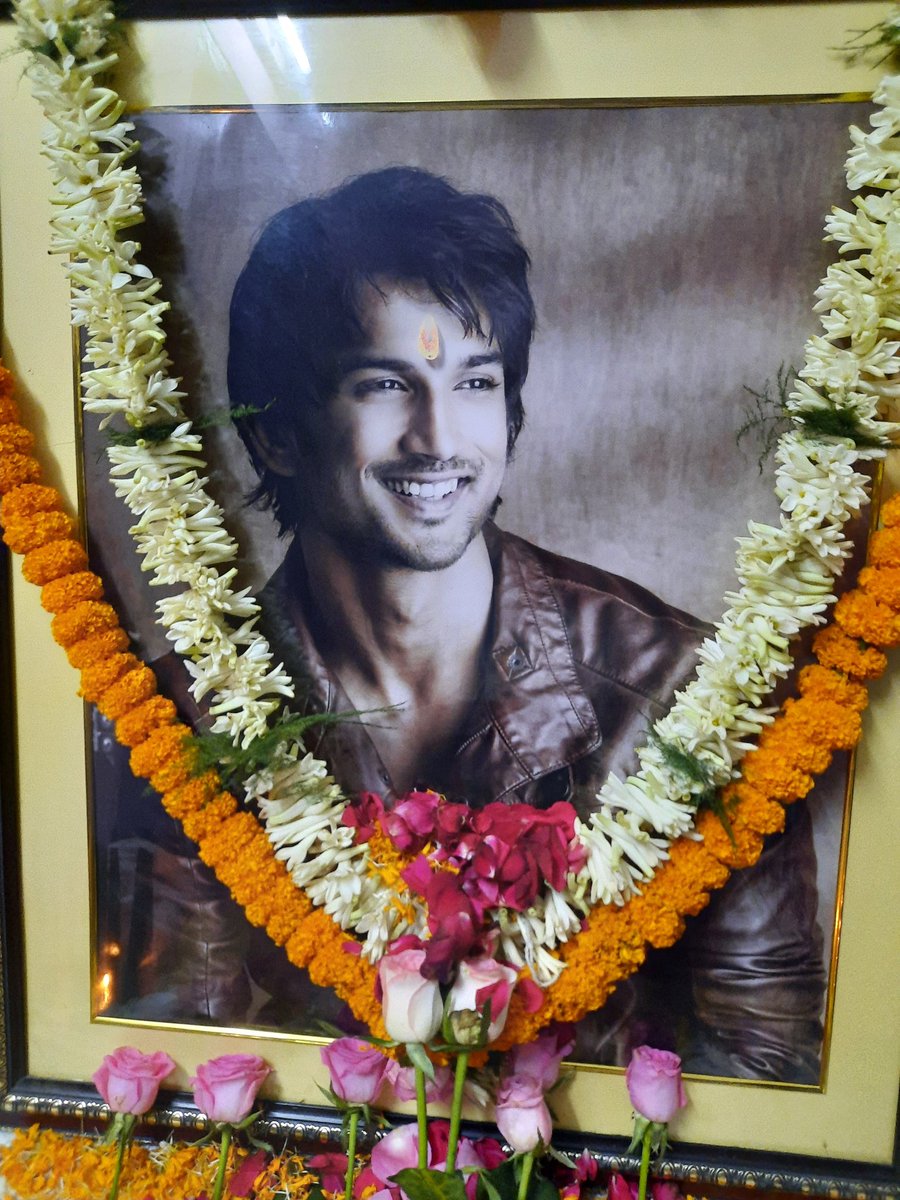 Jannat_Firdouse's tweet photo. It's been 2 years.. Now It's high time to unveil the truth &amp; reveal those names who conspired &amp; killed our Sushant instead politicizing the case❗

Justice 4 Sushant Singh Rajput https://t.co/ZTUdRkMAJ6