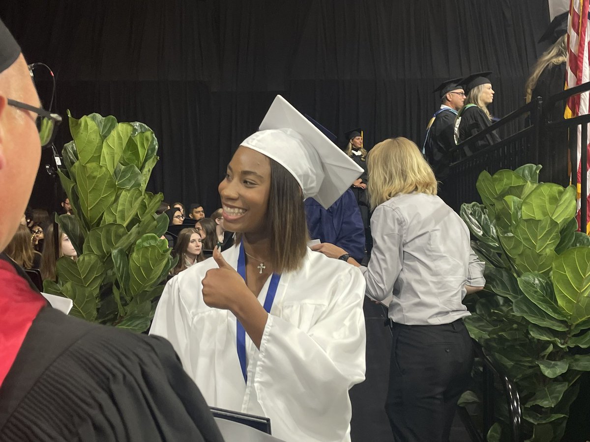 uticaschools's tweet photo. 🎓👏 Congratulations to the Stevenson Class of 2022!! https://t.co/2QcGeBbihe
